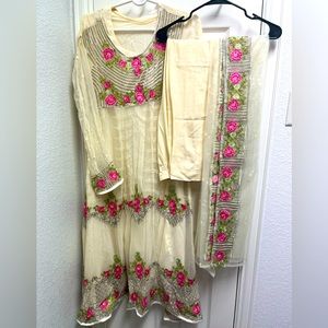 3 piece off white floral Anarkali dress